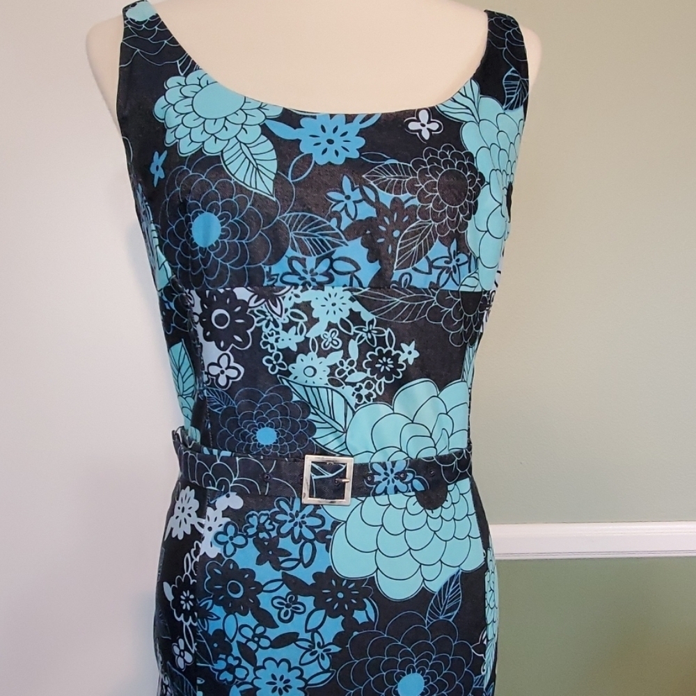 EXPRESS PENCIL DRESS - Picture 2 of 6